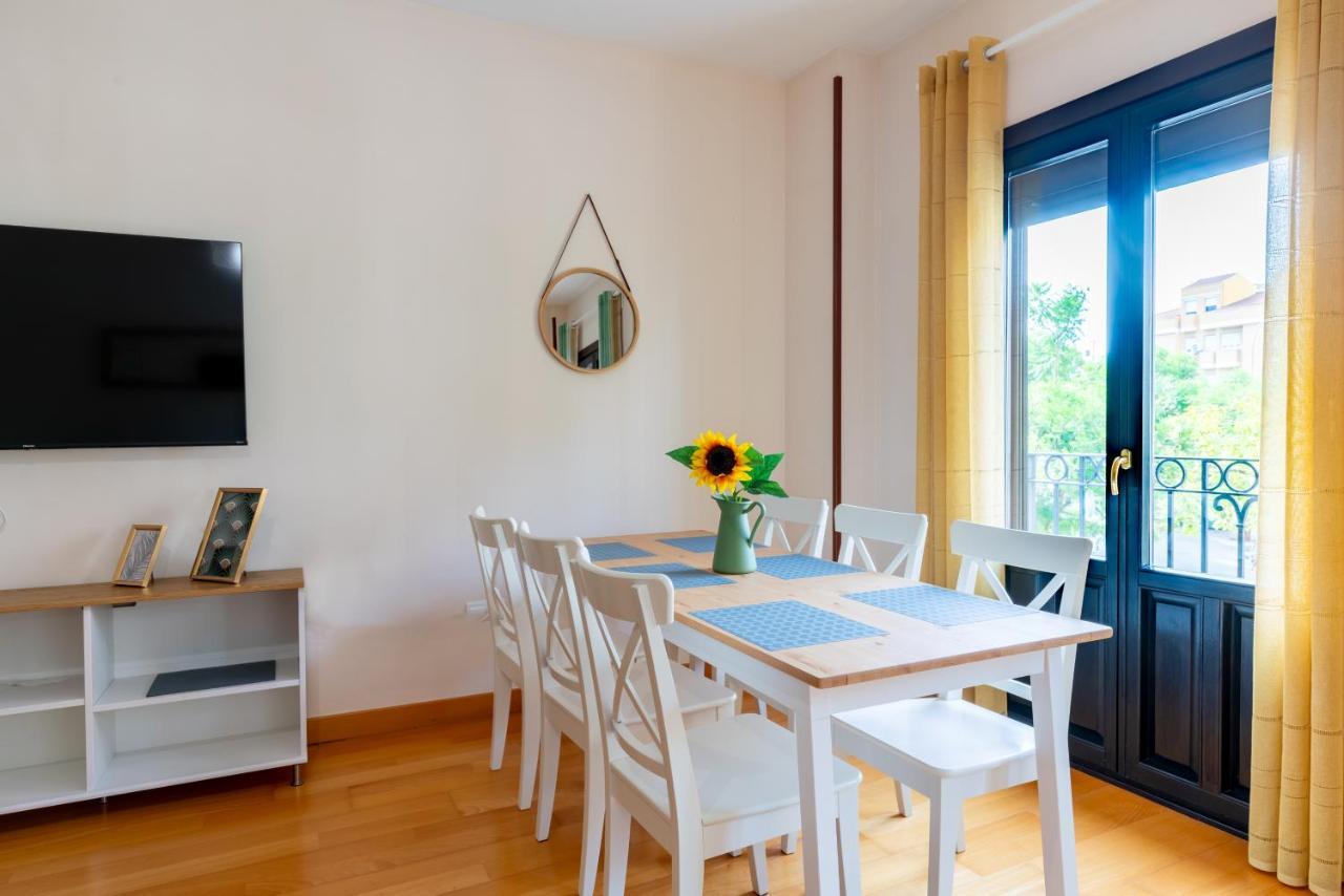 Center Of Seville! Luxury In Sevillian Manor House! Sewilla
