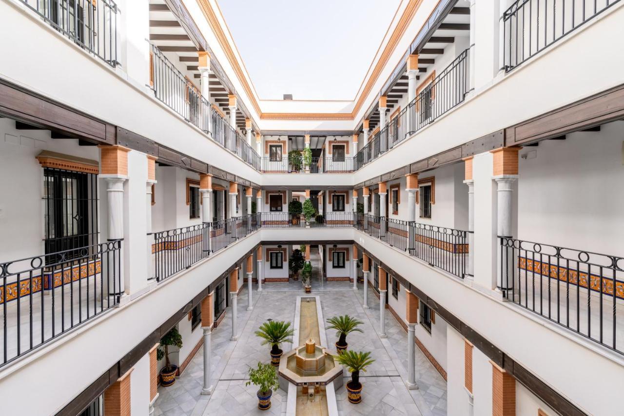 Center Of Seville! Luxury In Sevillian Manor House! Sewilla