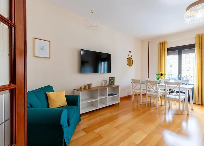 Center Of Seville! Luxury Apartment In Sevillian Manor House!