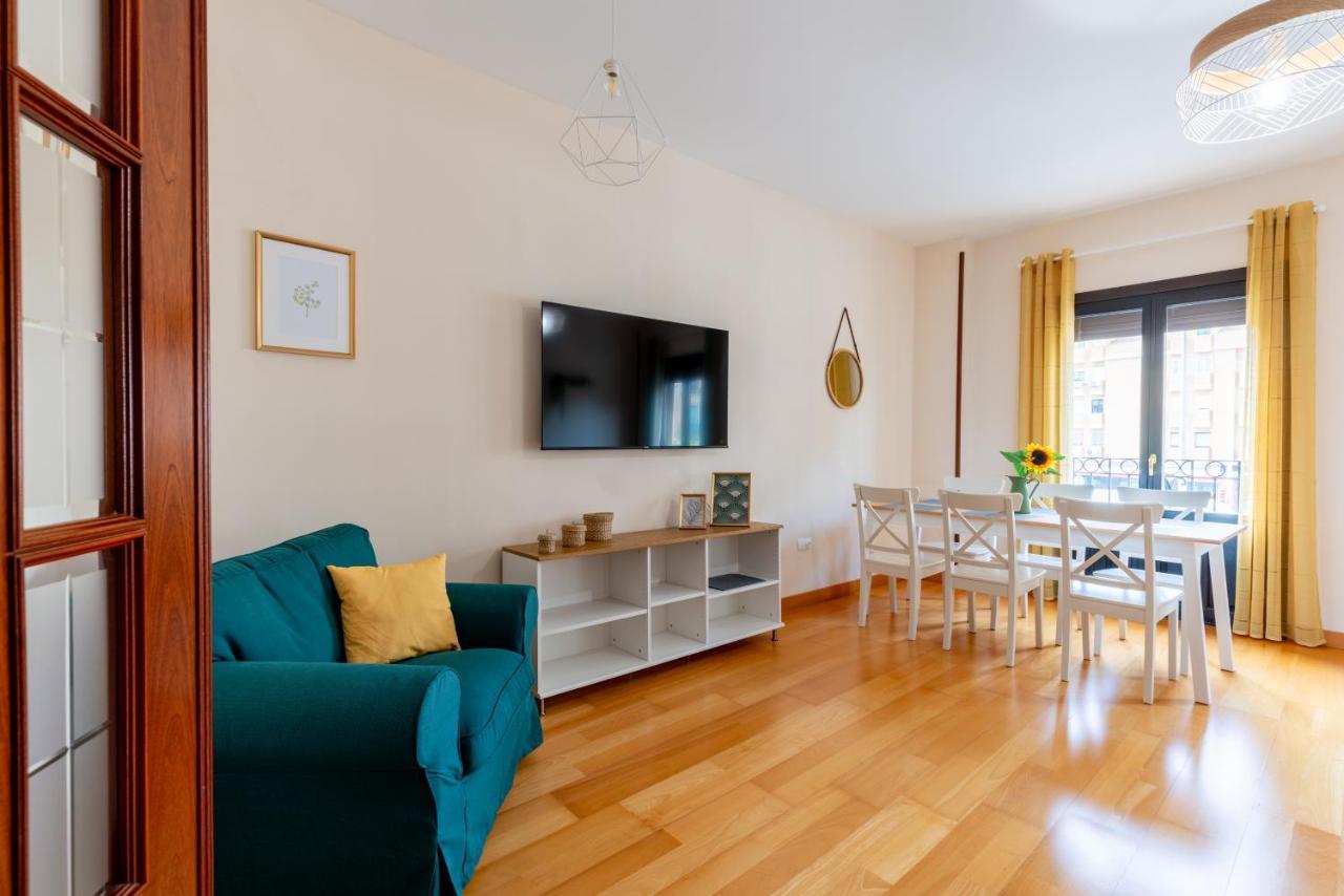 Center Of Seville! Luxury In Sevillian Manor House! Sevilla