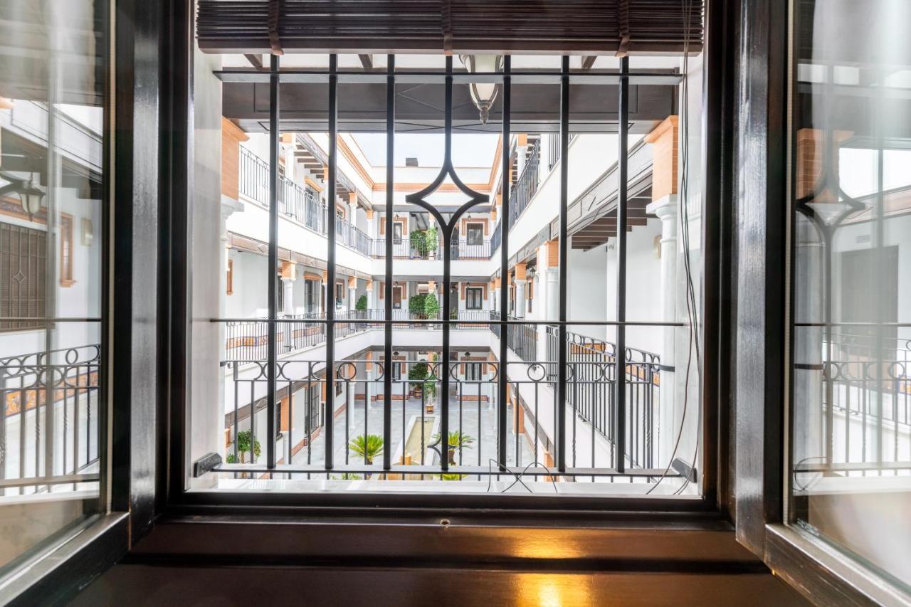 Center Of Seville! Luxury In Sevillian Manor House! Apartment Sevilla